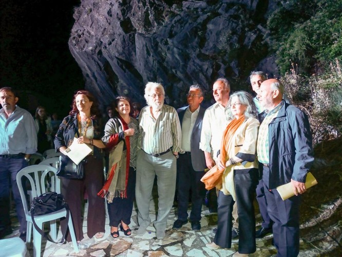Υπέροχη η τελετή λήξης των Γιορτών της Πέτρας 2017!