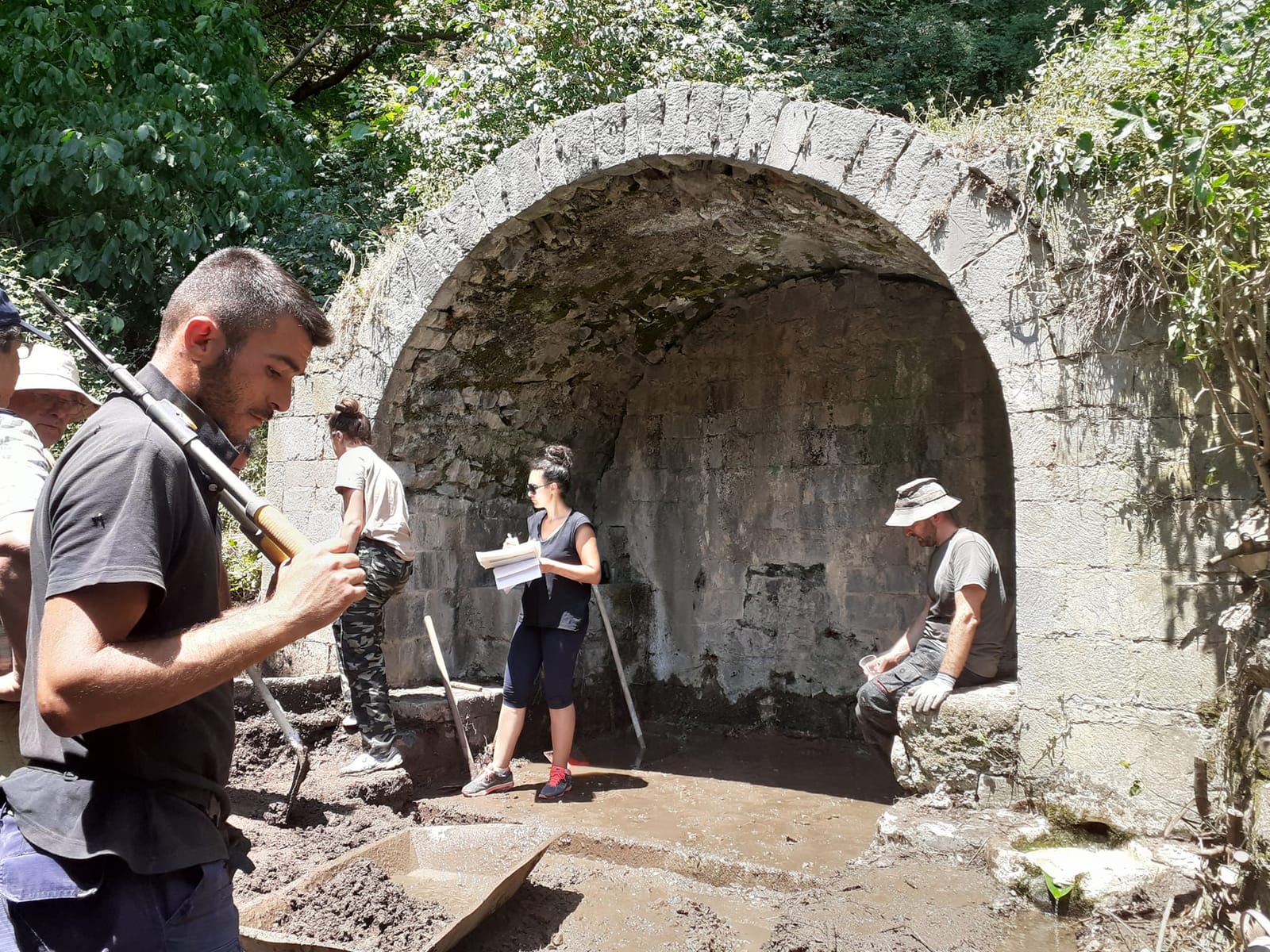 Προγραμματική Σύμβαση για τη δημιουργία Σχολών Πέτρας και Παραδοσιακών Μορφών Δόμησης στον Πεντάλοφο Κοζάνης και στα Λαγκάδια Αρκαδίας — φωτογραφία 2