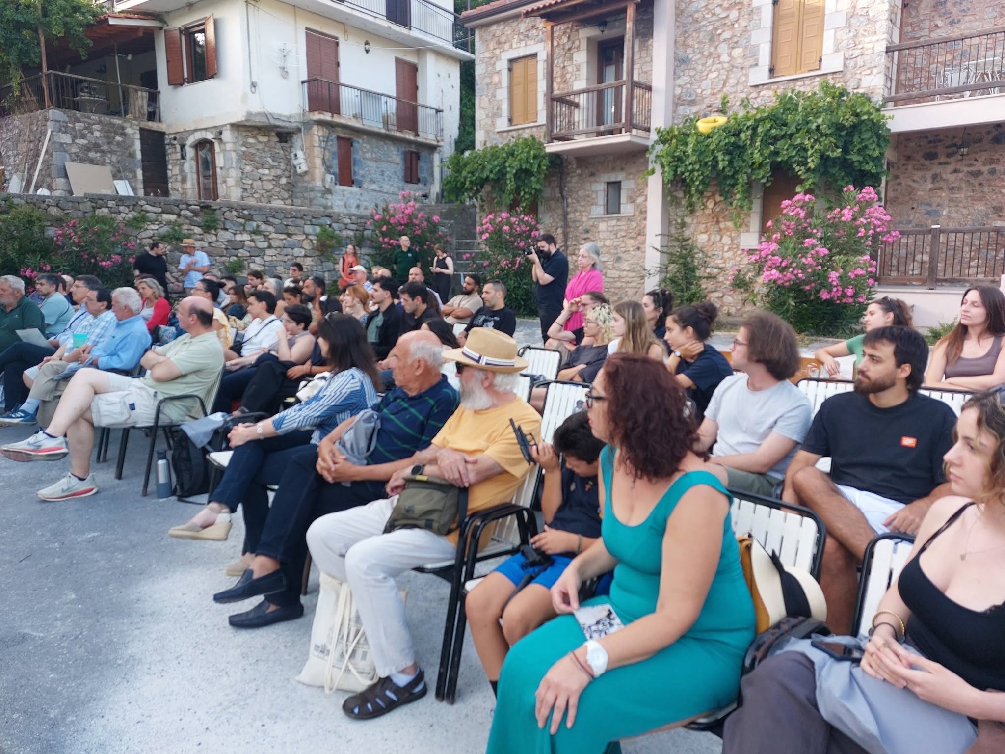 Έναρξη 8ου εργαστηρίου 4